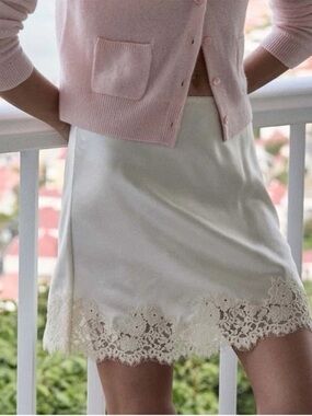 Doen Giulietta Lace-Trim Silk Miniskirt